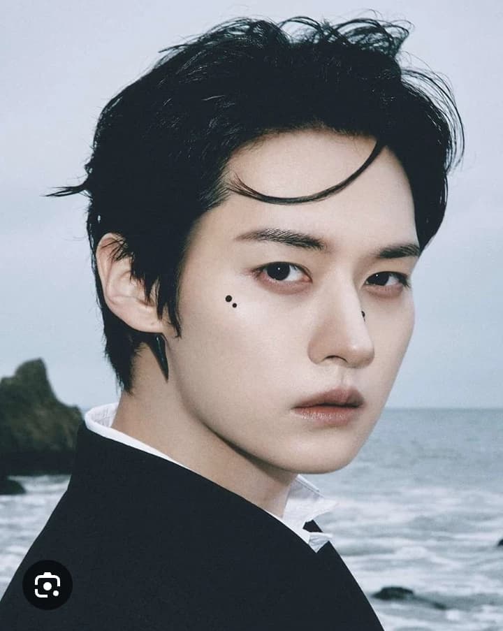 Lee Know (Lee Minho) thumbnail