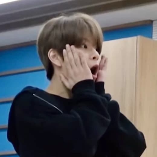Kim seungmin thumbnail