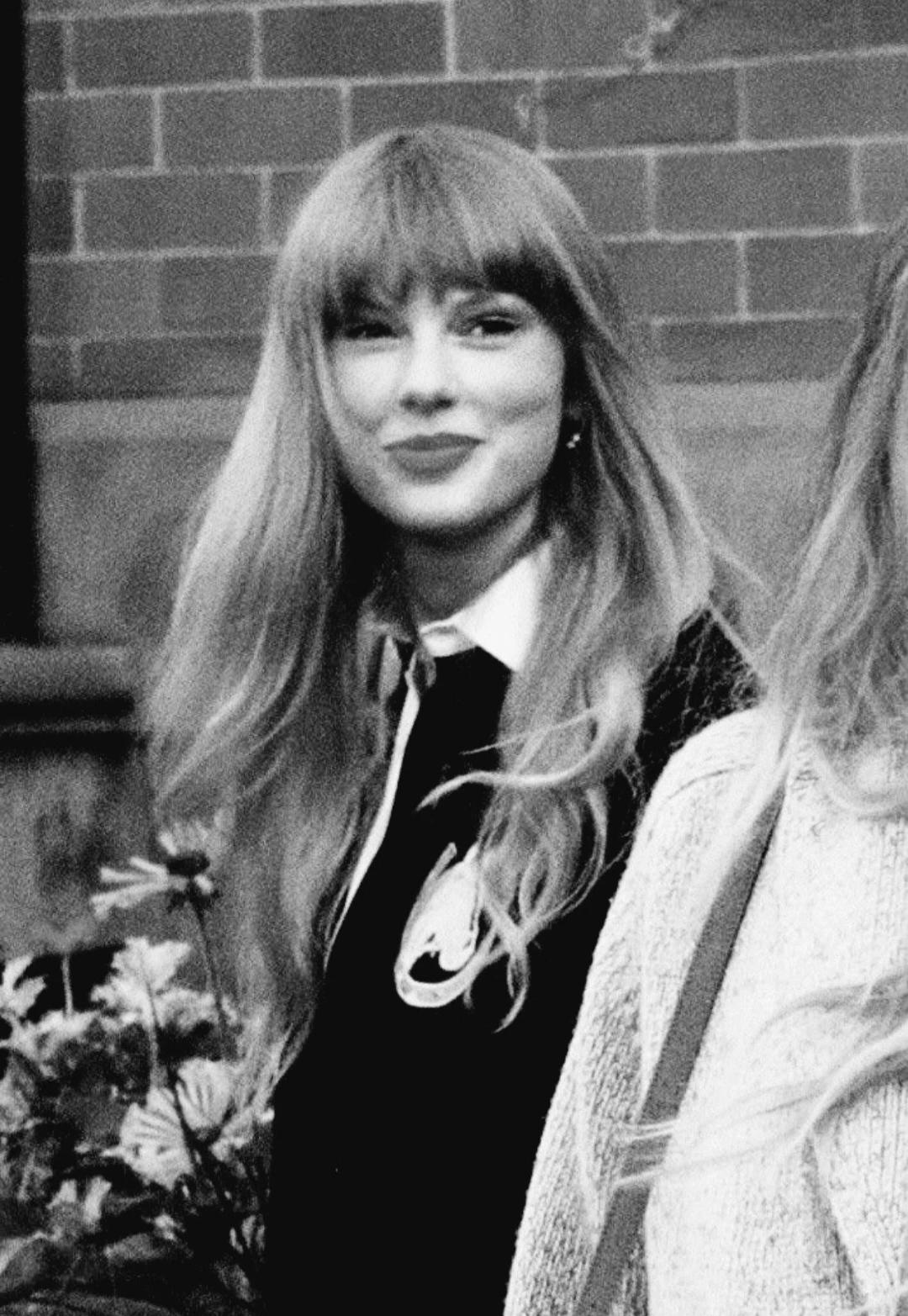 Taylor Swift  thumbnail