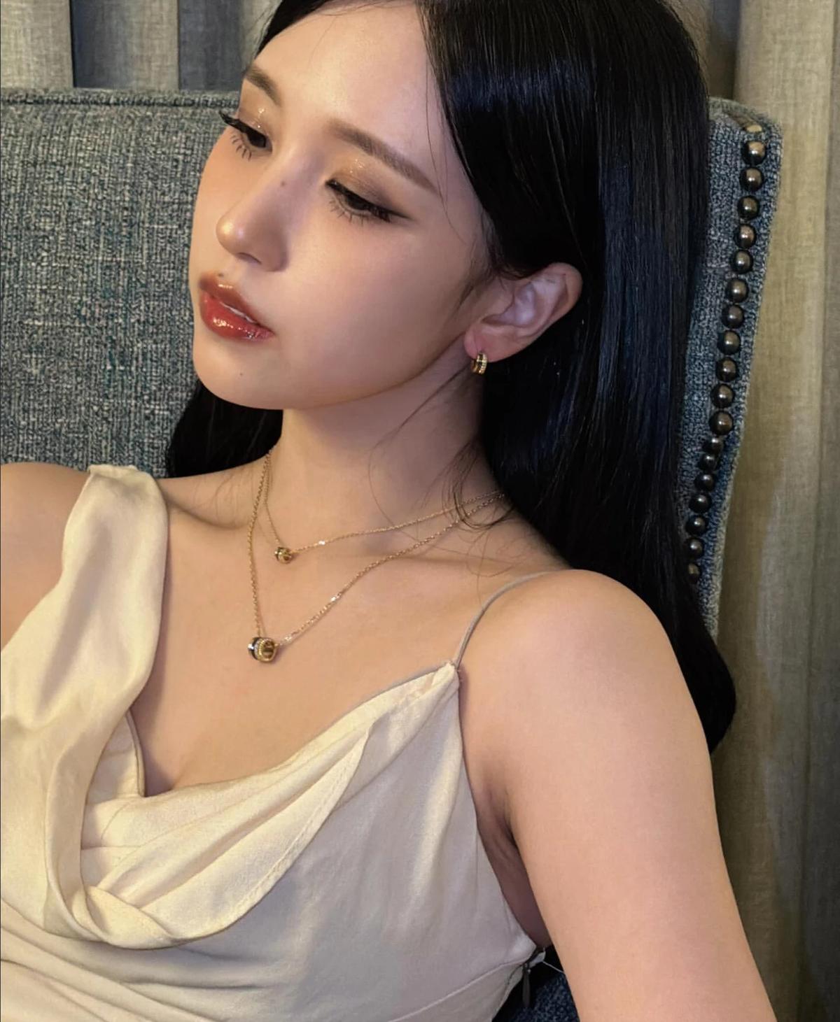 Mina thumbnail