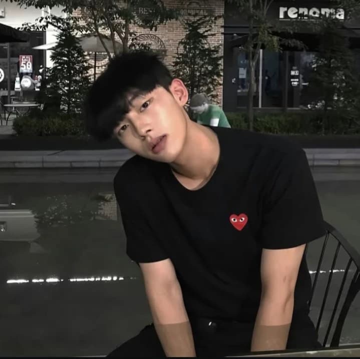 Hyunwook  thumbnail