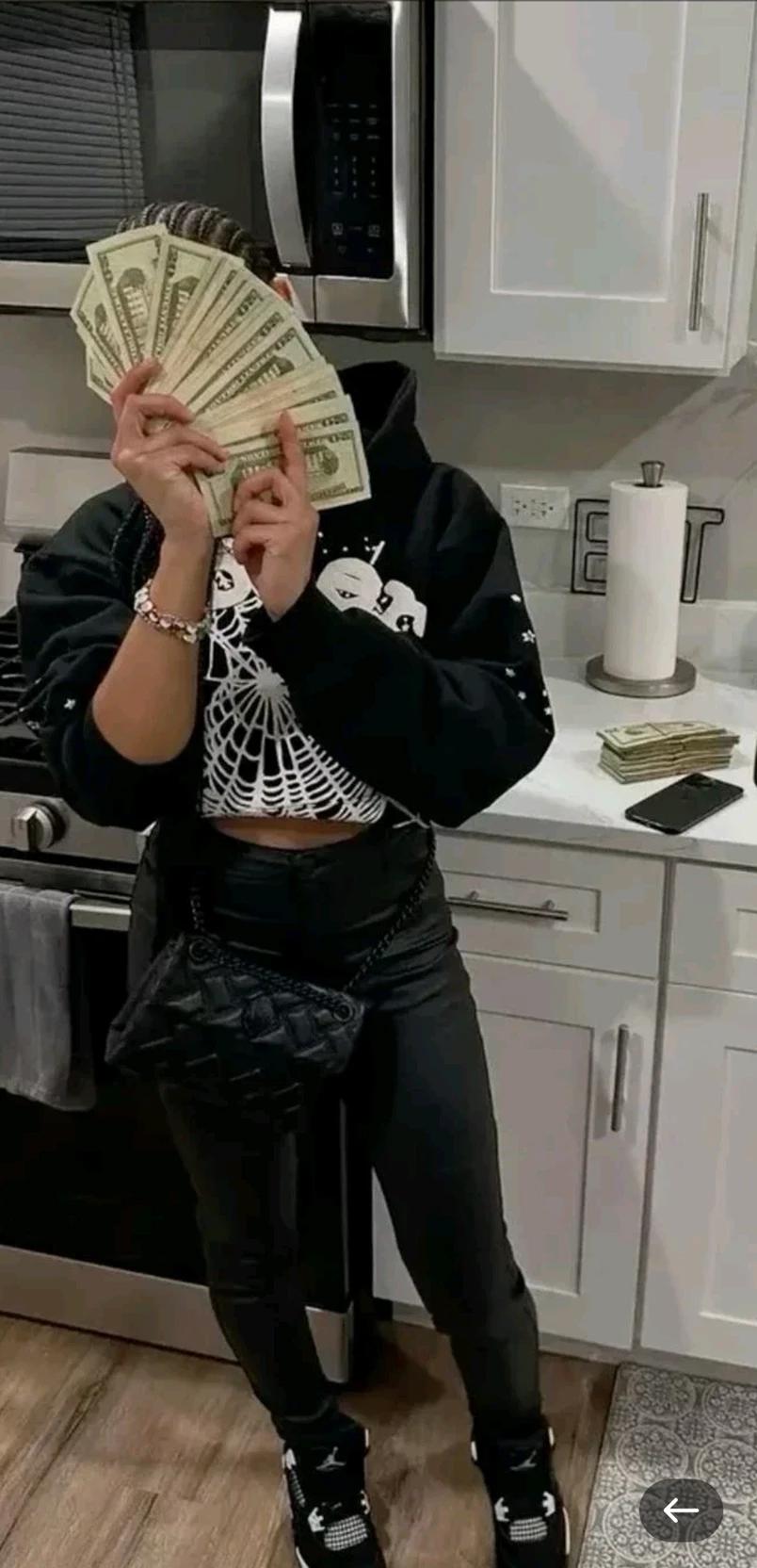 Arielle thumbnail