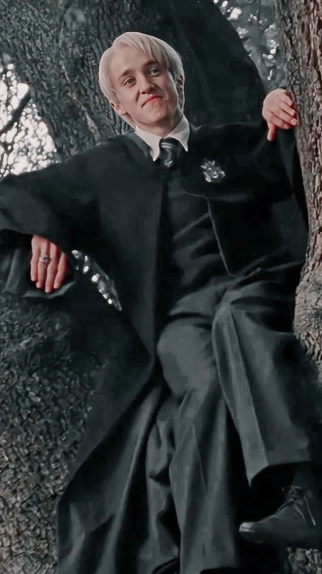 Draco Malfoy thumbnail