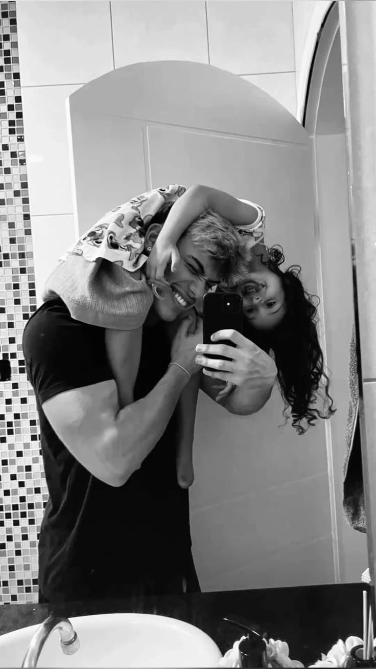 Tomas and Sofia thumbnail