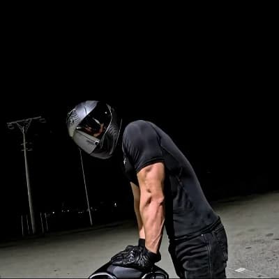 Biker thumbnail