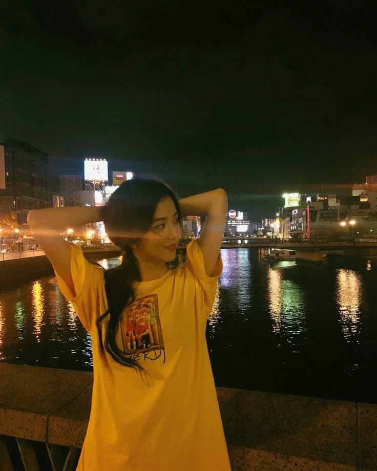 Kim Jisoo thumbnail