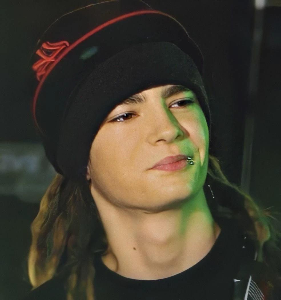 Tom Kaulitz (Tu Marido) thumbnail