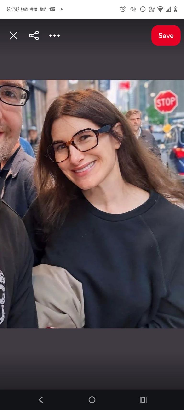 Kathryn hahn  thumbnail