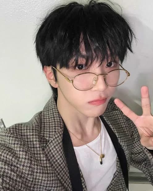 Kim Woonhak thumbnail