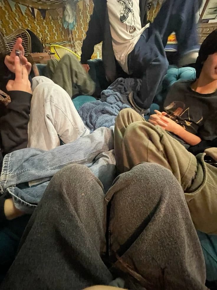 Friend group  thumbnail