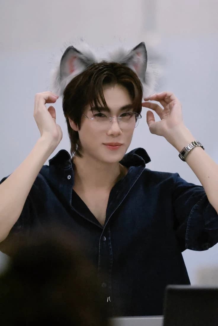P'Leo (Thailand idol,gay) thumbnail