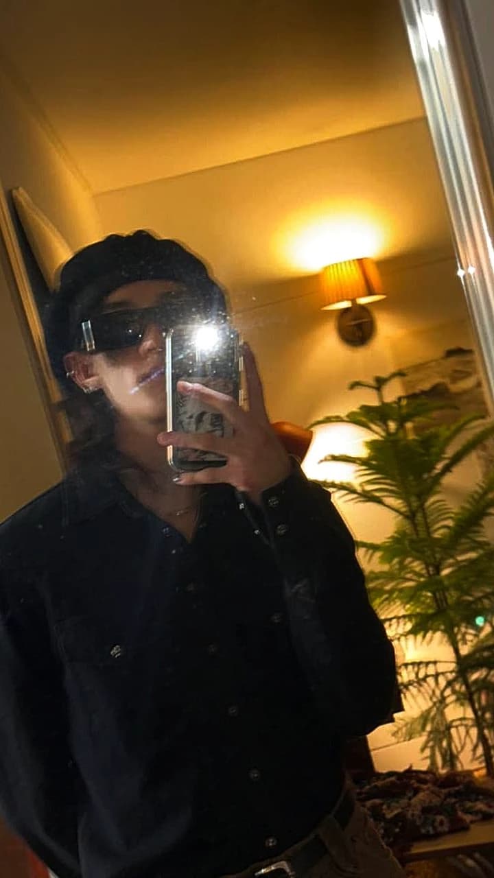 Hwang Hyunjin (Hyunlix) thumbnail