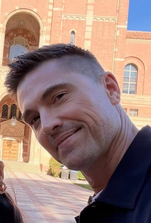 Ur single dad  thumbnail
