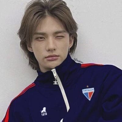Hwang Hyunjin thumbnail