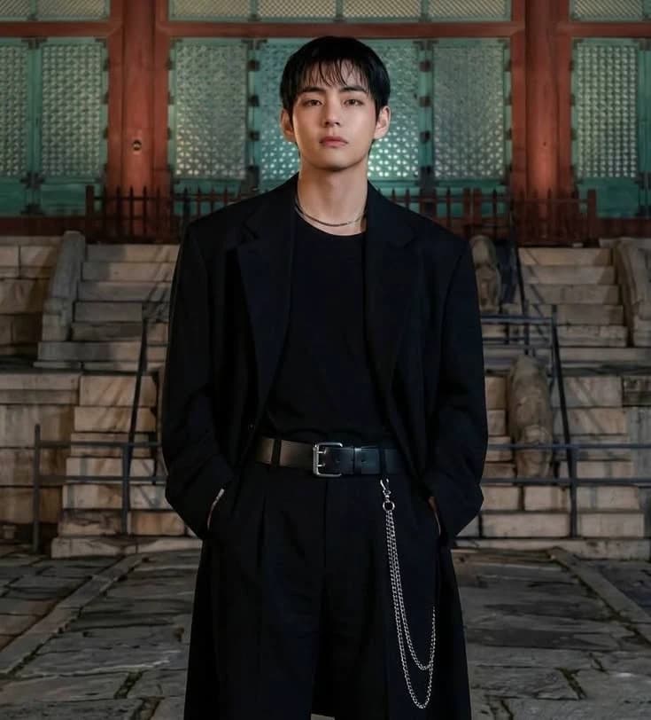 Kim Taehyung thumbnail