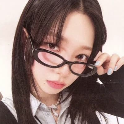 Karina thumbnail