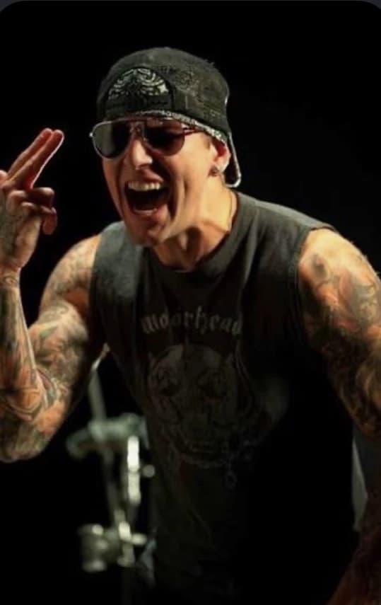 Matt Shadows thumbnail