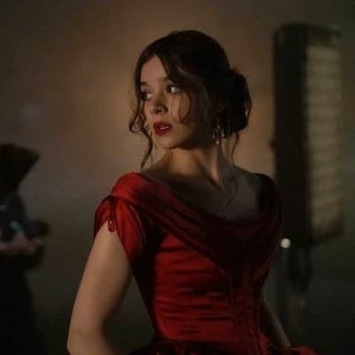 Hailee Steinfeld thumbnail