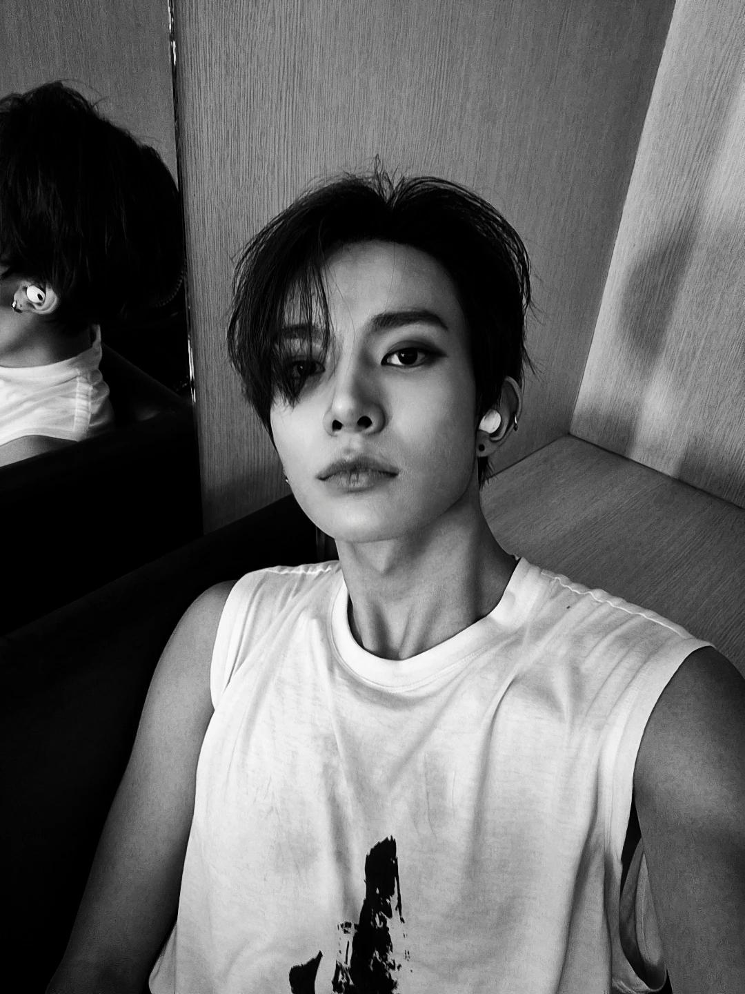 Lee heeseung  thumbnail