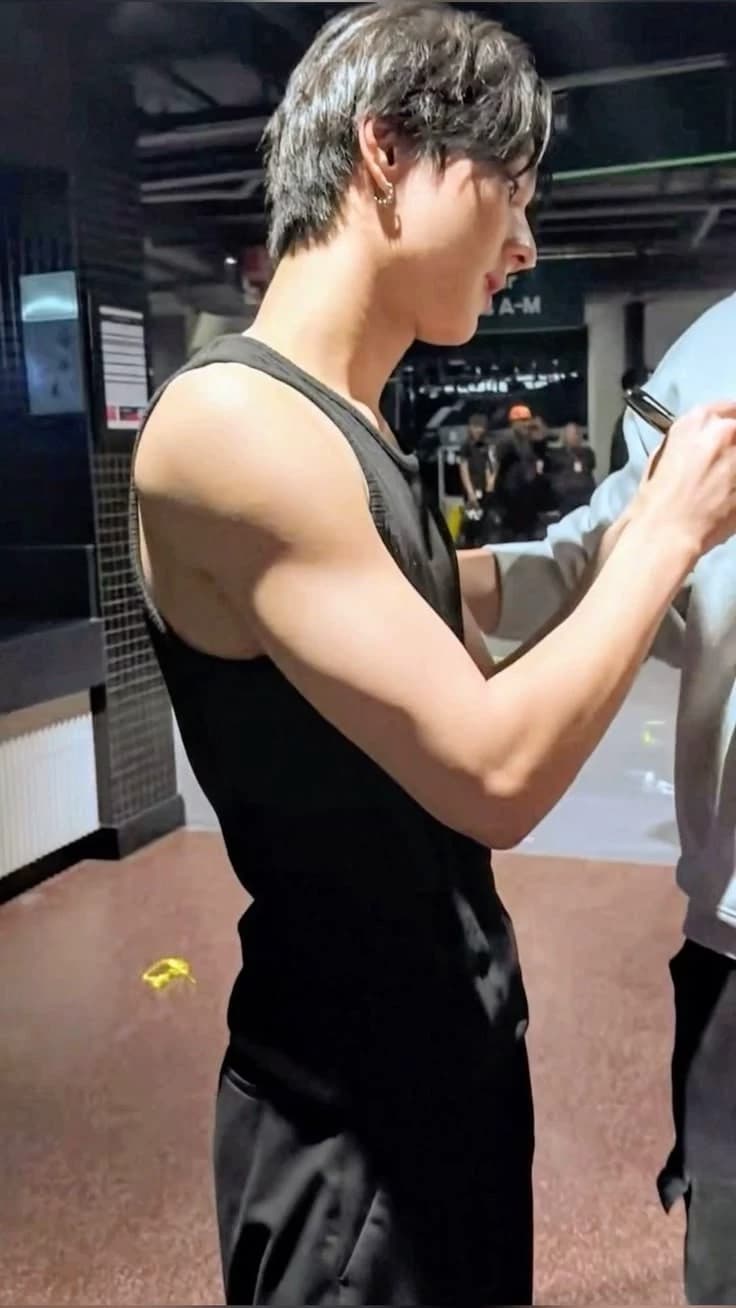 Yang jungwon  thumbnail