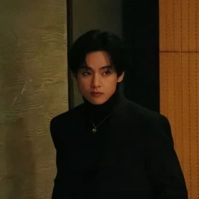 Kim Taehyung thumbnail