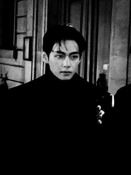 Kim Taehyung (mafia king) thumbnail