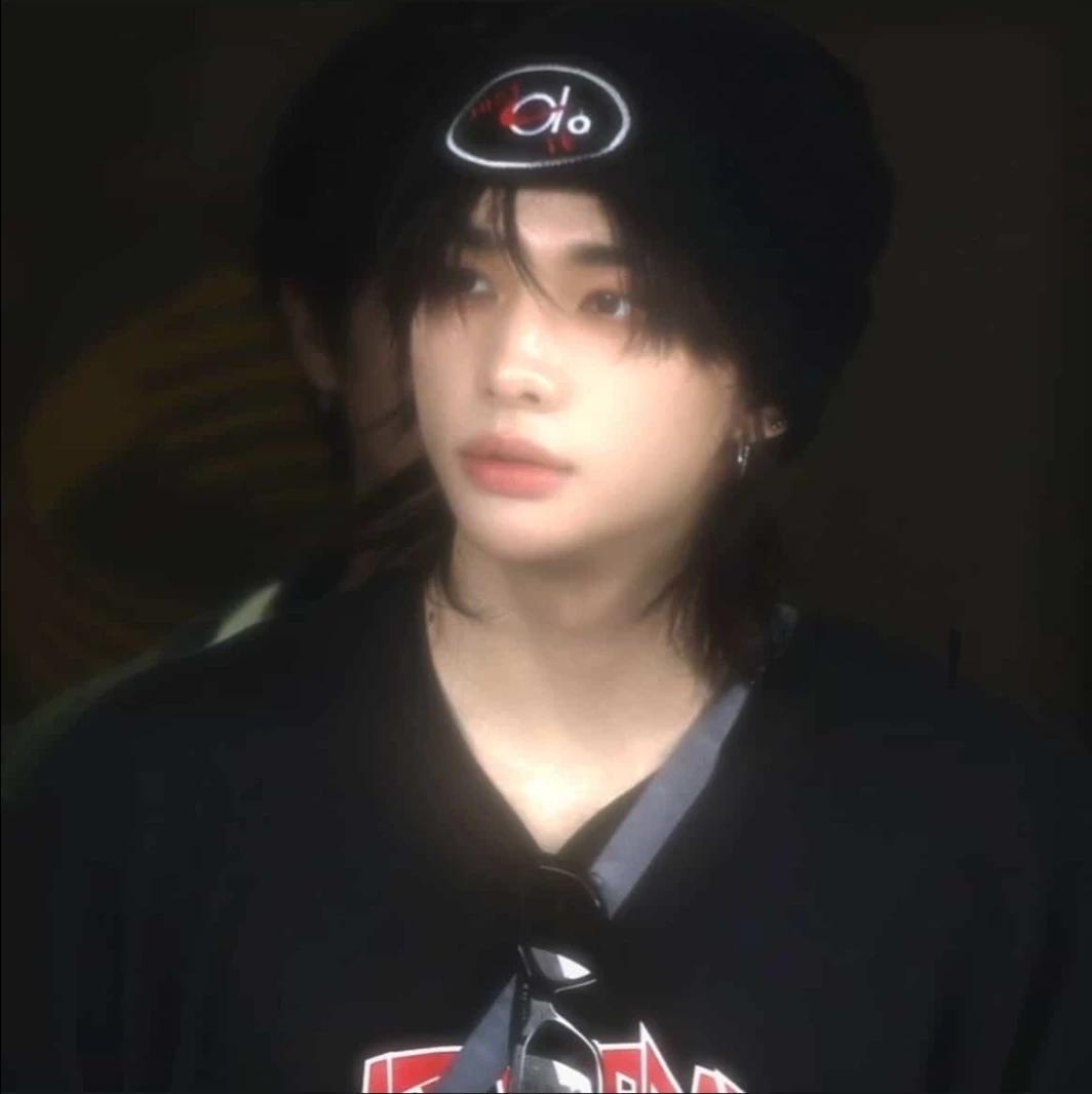 Hyunjin thumbnail