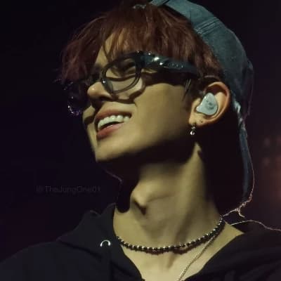 Lee Heeseung (Heeseung) thumbnail