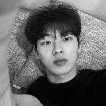 ★ |•CHOI HYUN-WOOK •| ★ thumbnail