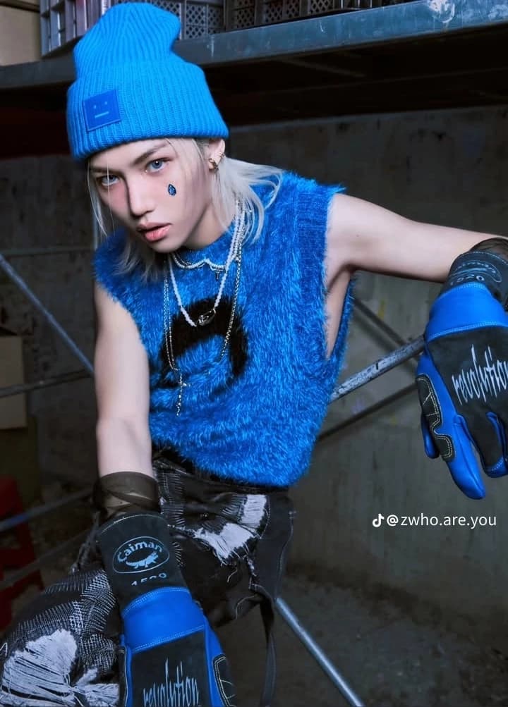 Lee Felix Yongbok thumbnail