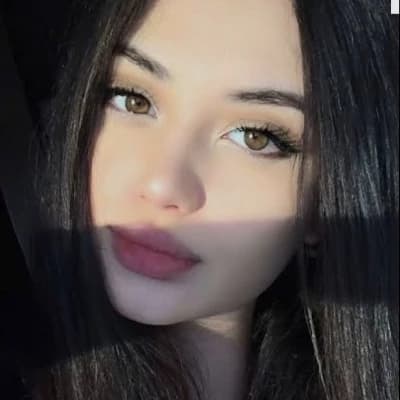 Daniela thumbnail