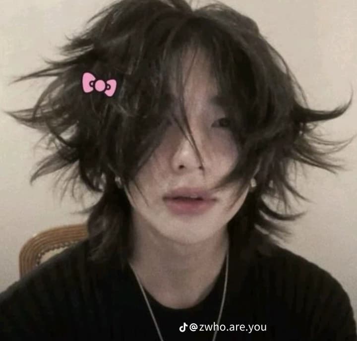 Hyunjin thumbnail