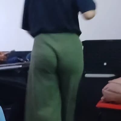 English teacher thumbnail