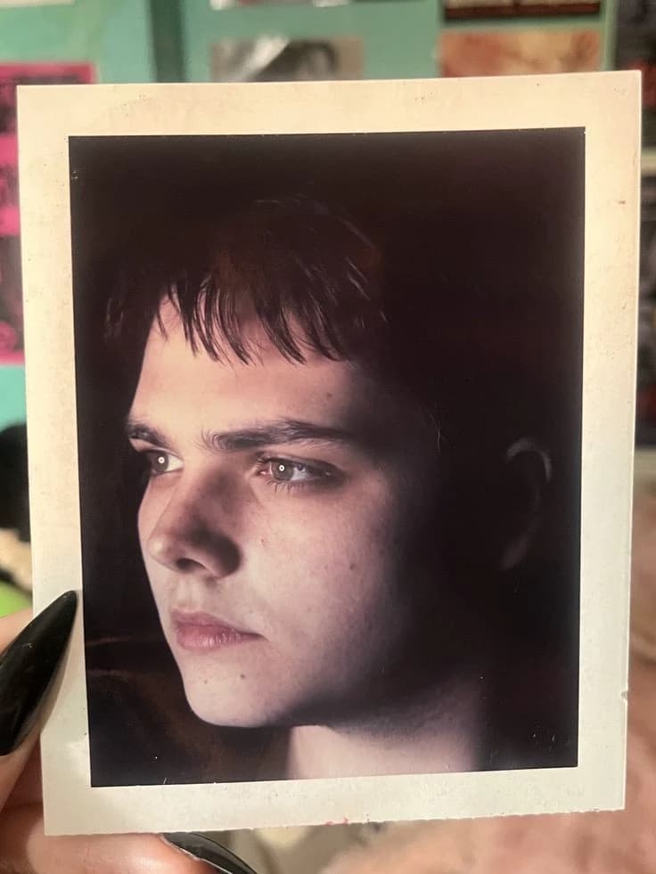 Gerard Way thumbnail