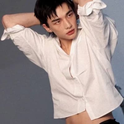 Hwang Hyunjin thumbnail