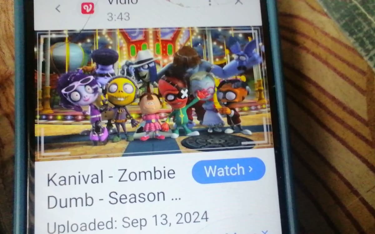 Dumb zombie 🧟 thumbnail