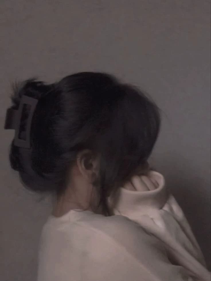 Rosie (Roommate) thumbnail