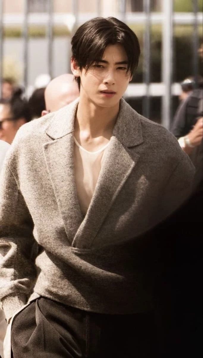 Cha eun-woo thumbnail