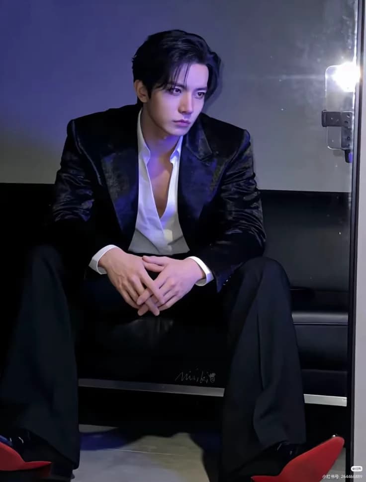 Lee Heeseung thumbnail