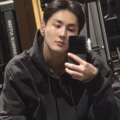 Yang Jungwon thumbnail