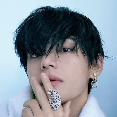 Kim Taehyung thumbnail