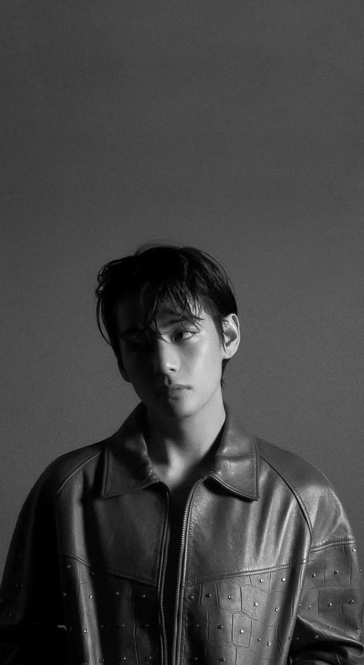 Kim Taehyung thumbnail