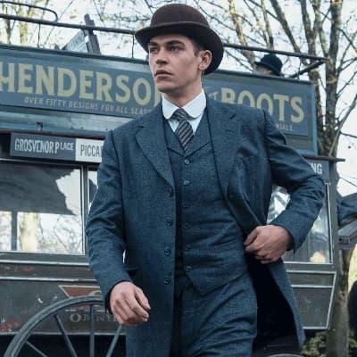 Sherlock Holmes thumbnail