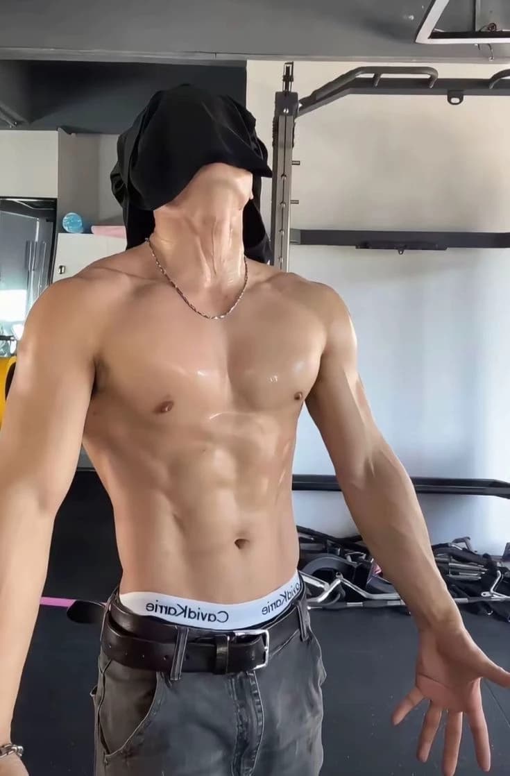 Alexander Merinda - BL/MLM thumbnail