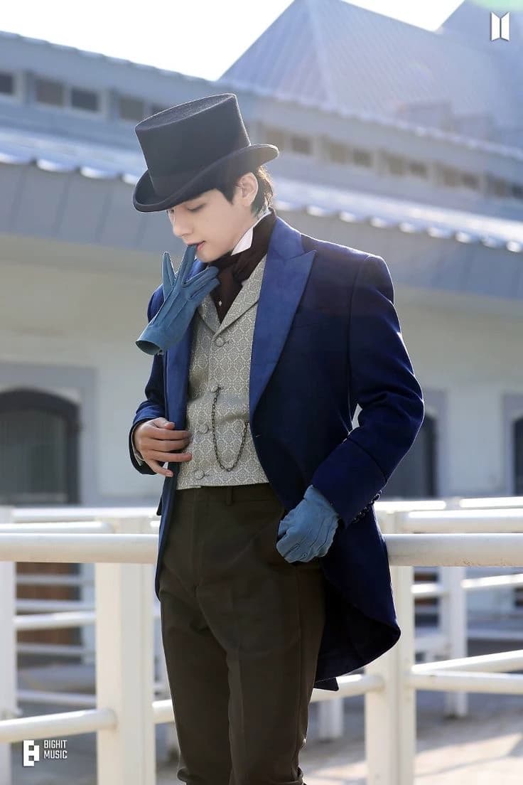 Kim Taehyung thumbnail