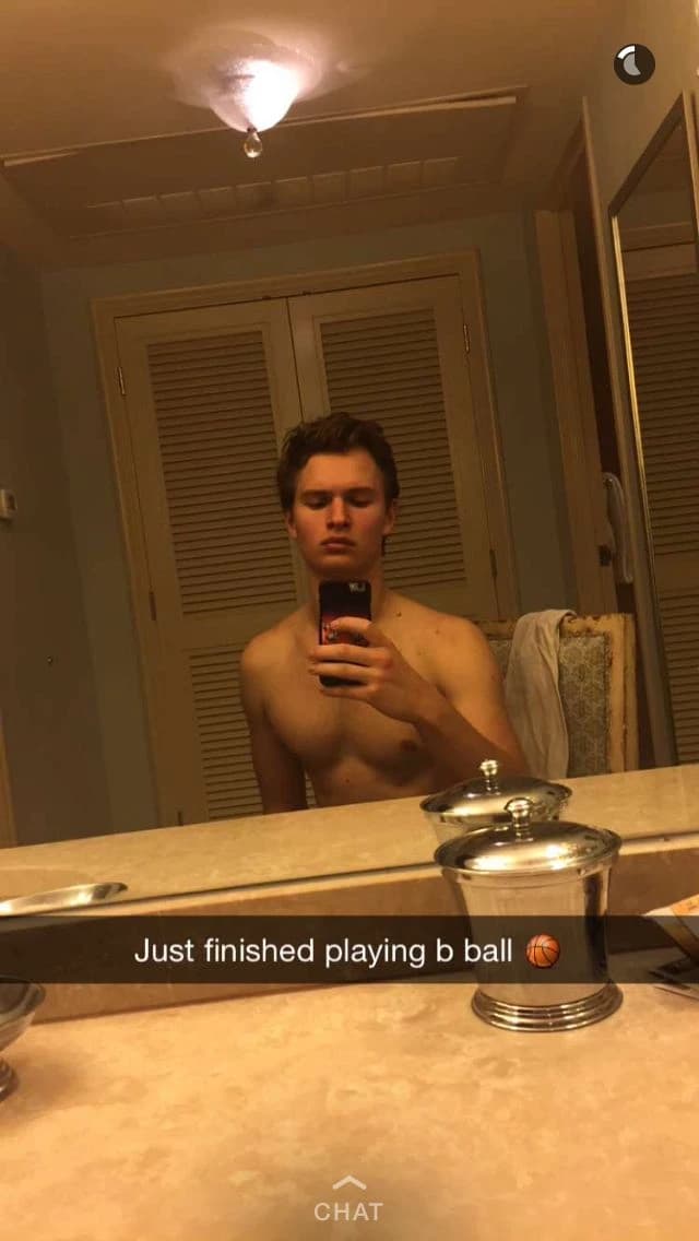 Ansel Elgort  thumbnail