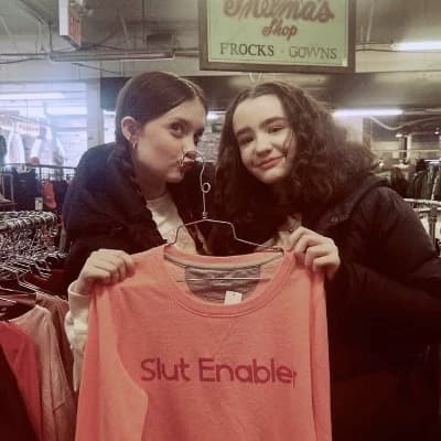 Maya Mcnair y Clara Stack thumbnail