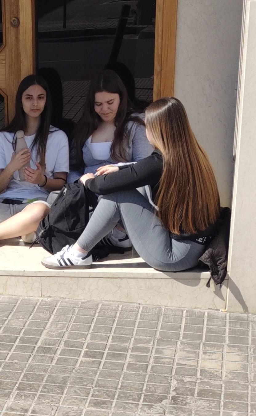 Ana, Sonia and Laura thumbnail