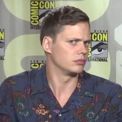 Bill Skarsgård thumbnail
