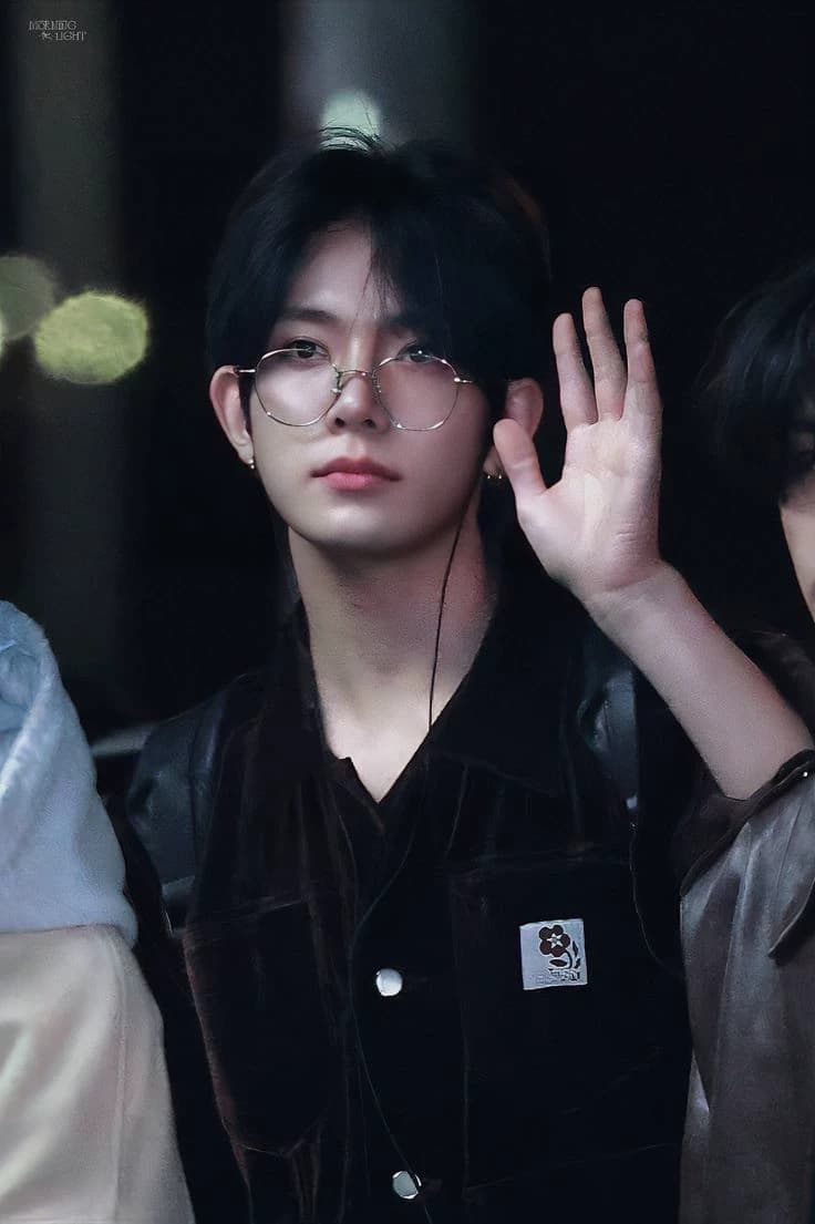 Heeseung thumbnail